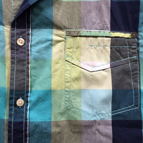 Men’s Blue & Green Plaid Button Down Shirt - Picture 3 of 7